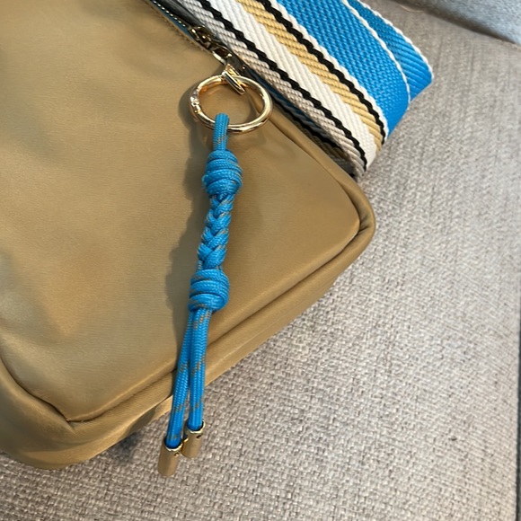 Ahdorned Cross Body Bag - Picture 2 of 7